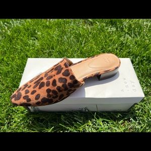 Nobody can have too much leopard! Brand New Women’s Leopard Mule-Size 9.5